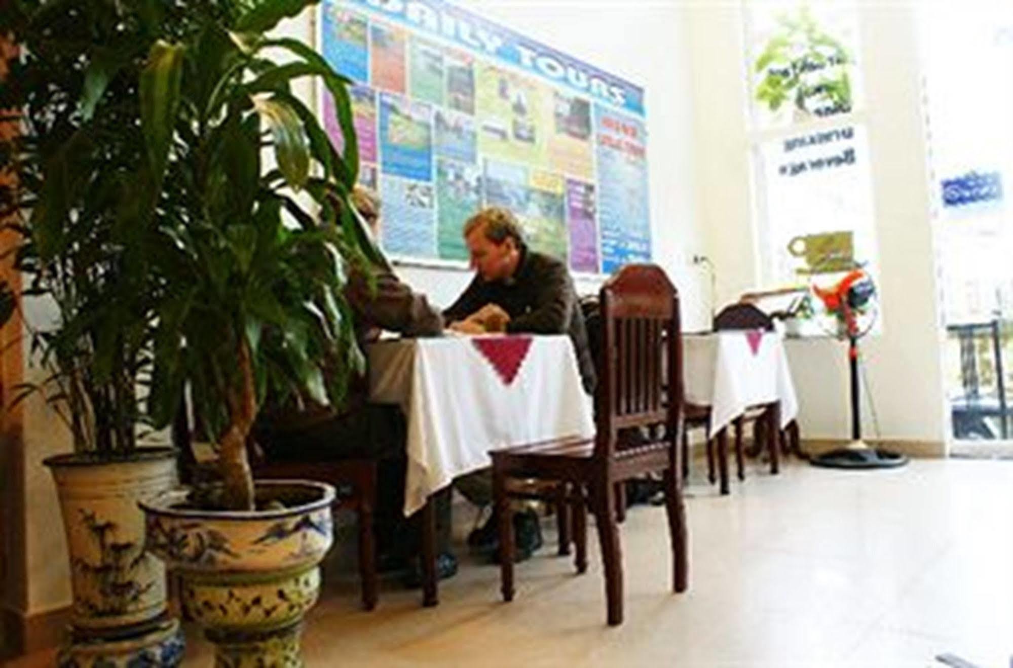 Amigo Hue Hotel Екстериор снимка